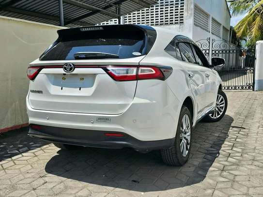 Toyota Harrier 2018 white 2wd image 10