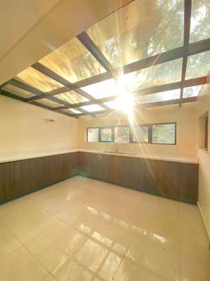 5 Bed Villa with En Suite in Lower Kabete image 14