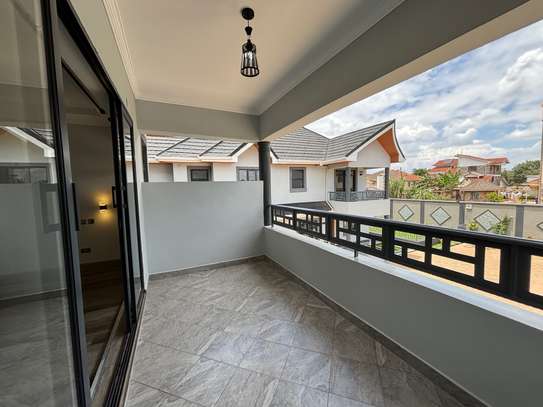 4 Bed Townhouse with En Suite at Muthaiga North image 17