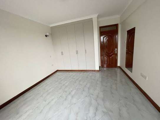 2 Bed Apartment with En Suite at Near Sarit Centre image 3