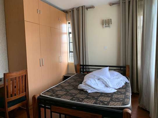 3 bedroom apartment all ensuite fully furnished image 9