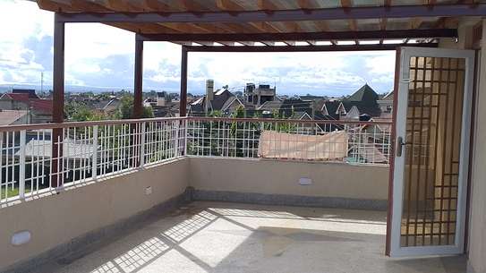 New 5 bed room Flat roof unit image 7