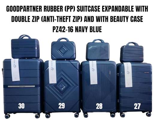 TRAVELLING SUITCASES 4 IN 1 image 2