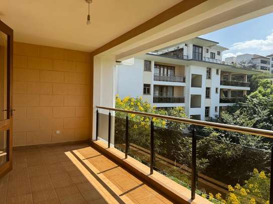 3 Bed Apartment with En Suite in Riverside image 11