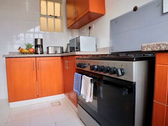 2 Bed Apartment with En Suite at Hatheru Road image 18