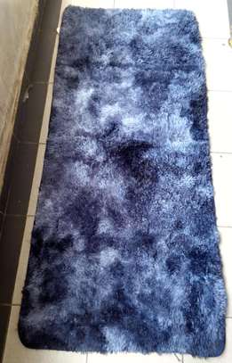 Soft fluffy Carpets: image 1