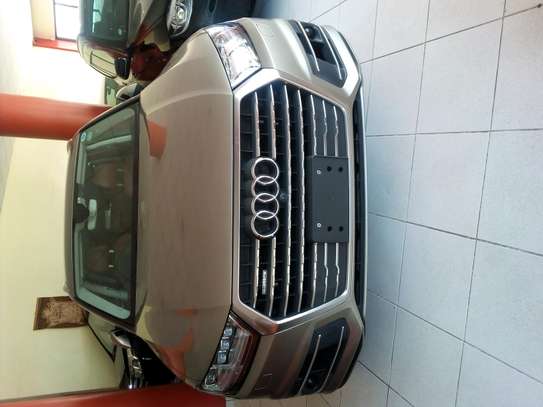 Audi Q7 Grey image 5