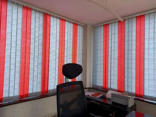 PLEASING VERTICAL OFFICE BLINDS image 1