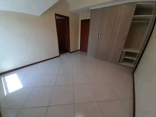 5 bedrooms plus dsq for sale image 3