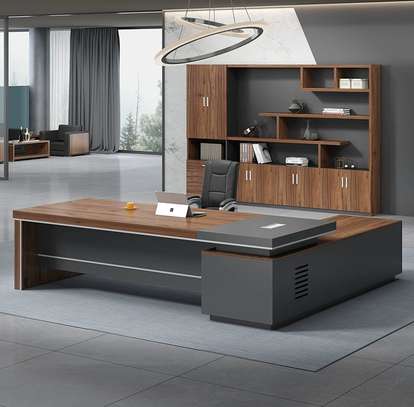 1800mm Premium Wooden Executive Office Desk image 1