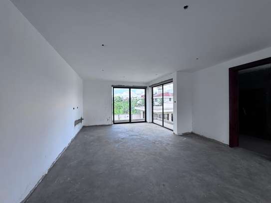 5 Bed Townhouse with En Suite in Karen image 17