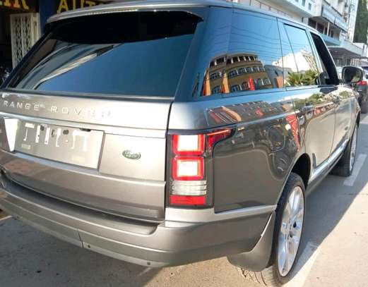 Range Rover vogue image 15
