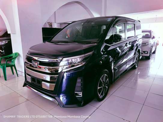 Toyota Noah WXB 2019 2wd image 13
