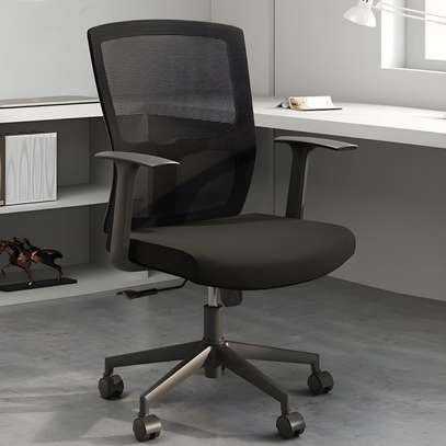 Office Chair: Tilt Lock Reclining Chair image 7