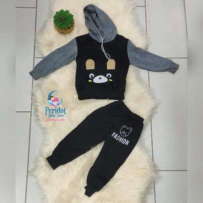 2PCS QUALITY UNISEX KIDS CLOTHING SET BABY SWEATER + PANTS image 1
