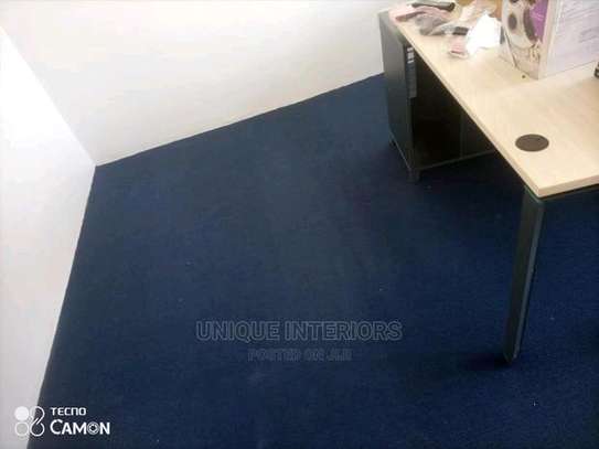 Modern quality Wall to wall carpet image 7