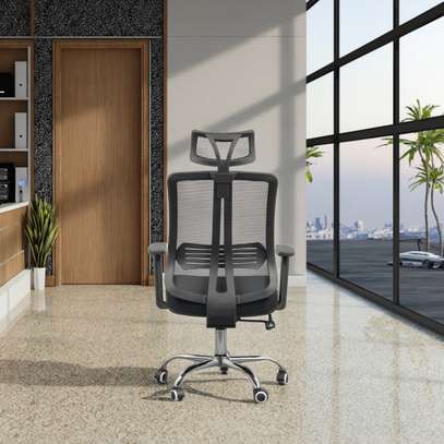 Office chair: Orthopedic office adjustable chair image 4