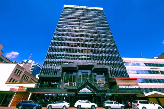 4,699 ft² Office with Service Charge Included at Loita St. image 2