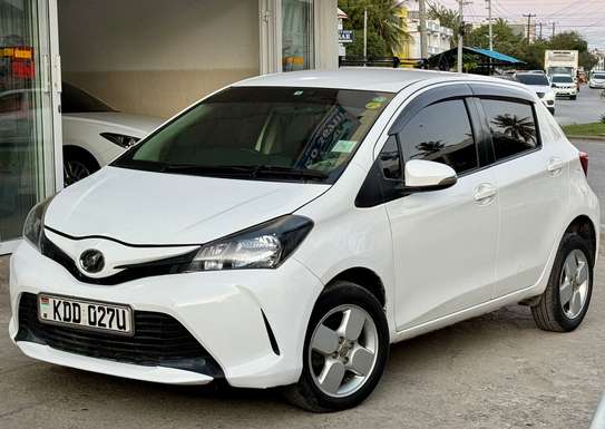 Toyota vitz image 1