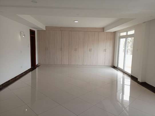3 Bed Apartment with En Suite at Gitanga Road image 7