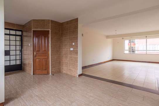 3 Bed Apartment with Parking in Parklands image 4