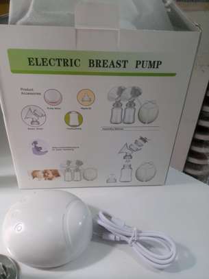 Electric breast pump image 1