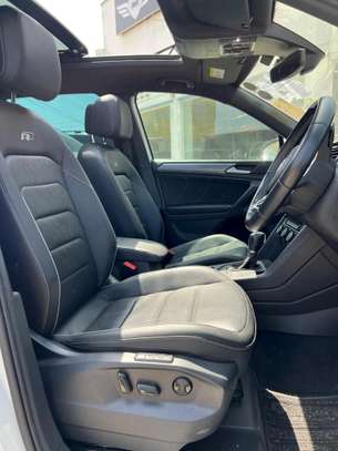 Volkswagen Tiguan Sunroof R-line 2019 image 4
