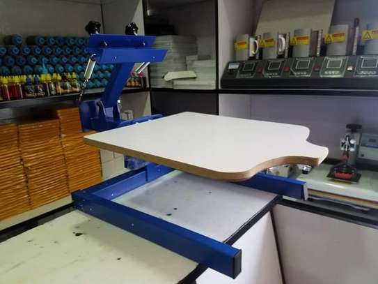 SCREEN PRINTING. GET THIS 1 COLOR 1 STATION SCREEN PRINTER image 3