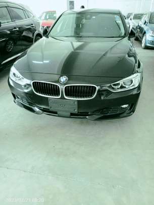 BMW 320i black image 3