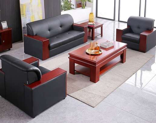 OFFICE SOFA: Executive  Black Office Sofa image 3