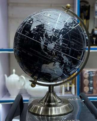 World Globe decor image 2