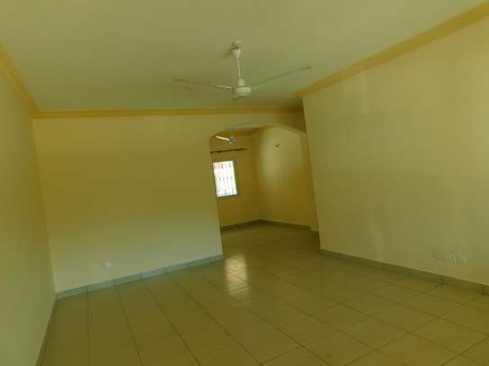 3 Bed Apartment with Balcony in Nyali Area image 14