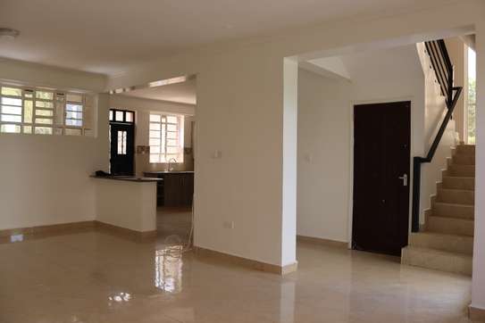 3 Bedroom for rent in Kitengela image 4