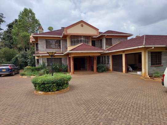 5 Bed House with En Suite at Flem Tree Runda image 4