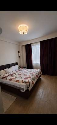 Serviced 2 Bed Apartment with En Suite in Riverside image 6