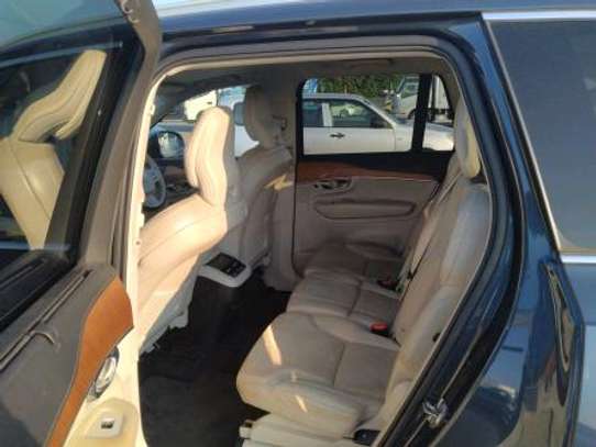 2018 Volvo XC90 t5 image 9