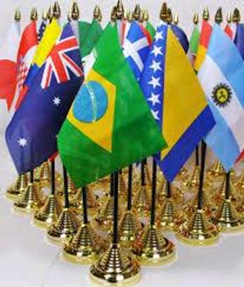 Table flag image 3