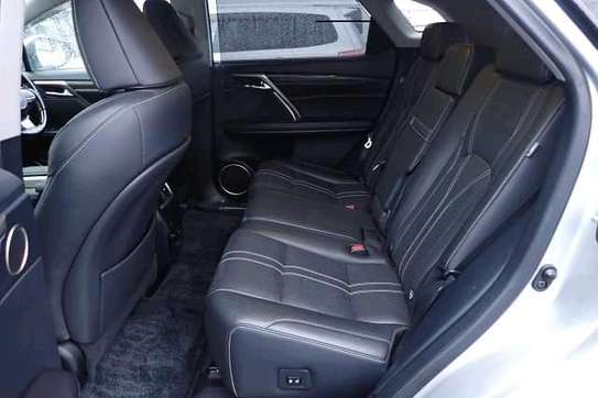 2016 Lexus LX 200t sunroof image 7