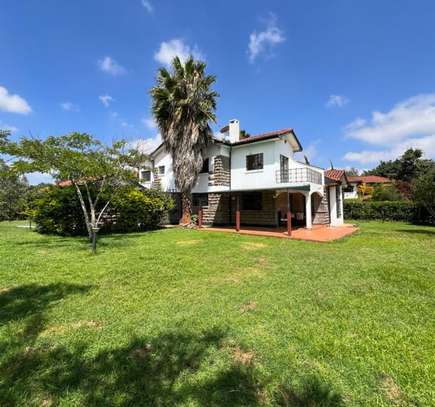 Beautiful 4 BR house plus Sqs in Karen image 13
