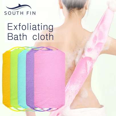 Exfoliating bath towel scrubbers/bath  sponge image 1