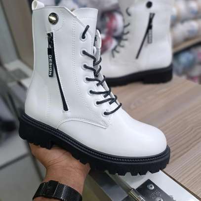 Ladies design leather boots image 2