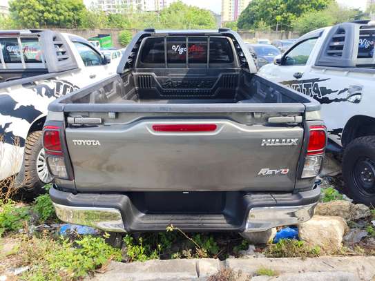 Toyota Hilux Single Cabin 2018 1kd white image 2