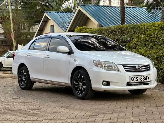 Extremely clean Toyota Axio offer image 4