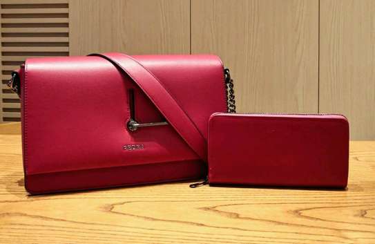 PEDRA Leather Shoulder Bag Medium Dark Brown image 10