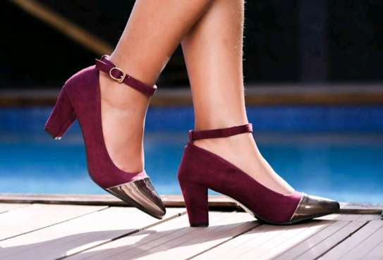 Amazing Chunk heels image 2