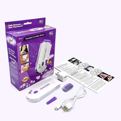 LED Rechargable yes shaver image 1