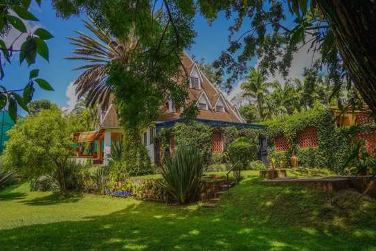 7 Bed House in Runda image 3