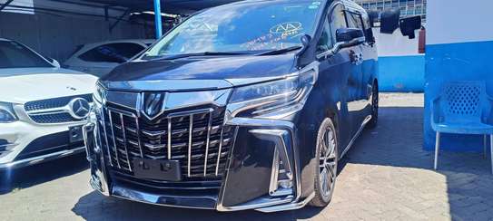 Toyota Alphard Executive 2018 Sunroof Black image 14