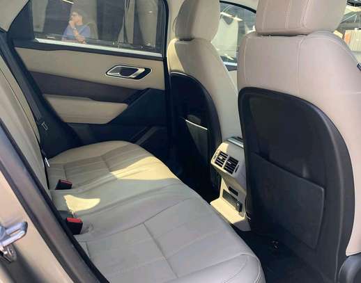 RANGE ROVER VELAR image 6