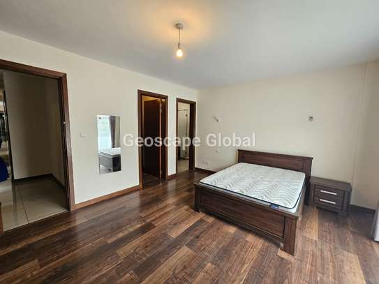 Furnished 4 Bed Apartment with En Suite in Westlands Area image 14